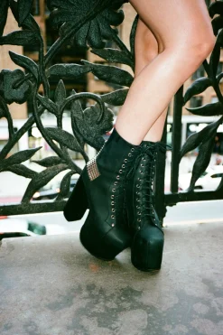 Store BL-CROSS Closed Toe|Platform