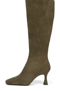 Flash Sale CHECK-MATE Knee High