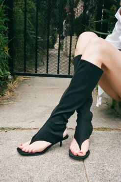 Store CONFIDENCE Sandals|Heel