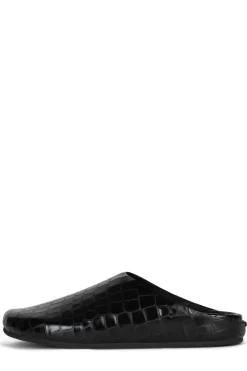 Best Sale CONTENT Closed-toe