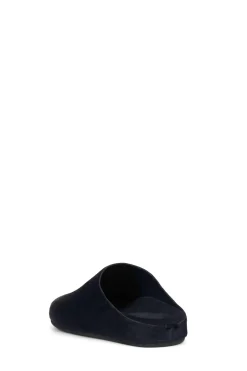 New CONTENT-F Closed-toe