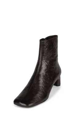 Shop DISCUSS Ankle To Mid