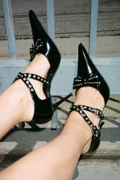 Discount DOUBT-IT Pumps