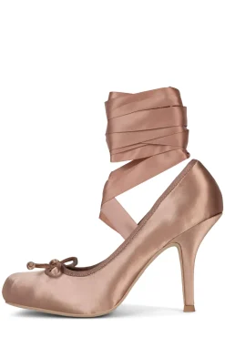 Clearance NYMPHA Pumps