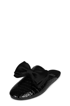 Shop SPIN-MB Closed-toe