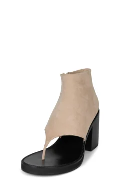 Hot TRUST Block|Sandals