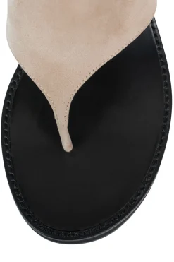 Hot TRUST Block|Sandals